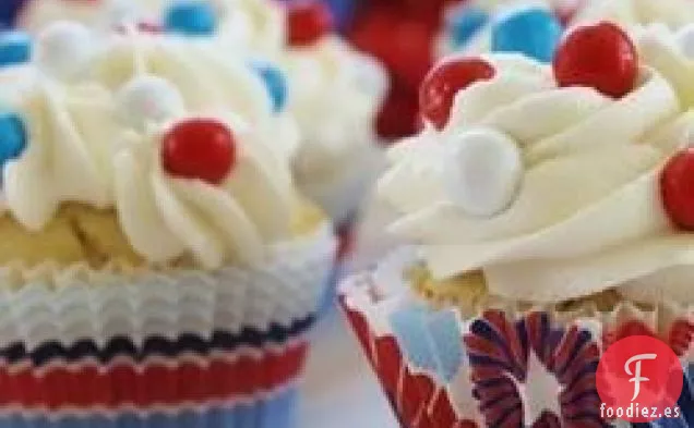 Cupcakes de Plátano y Vainilla con Glaseado de Crema de Mantequilla
