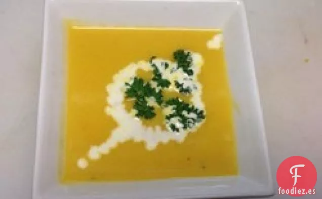 Sopa Cremosa de Patata, Zanahoria y Puerro