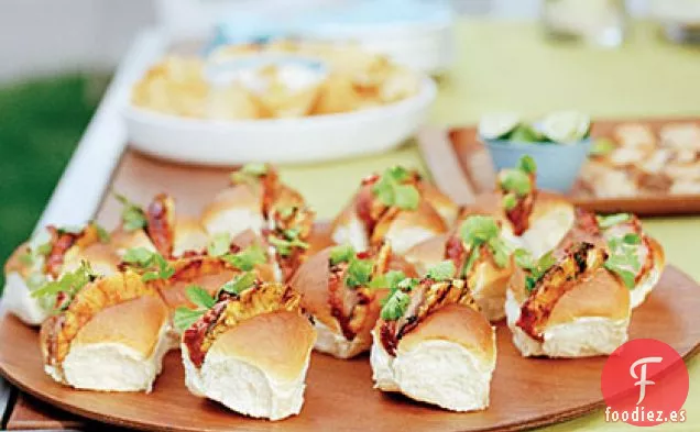 Char Siu-Bollos de Cerdo y Piña glaseados
