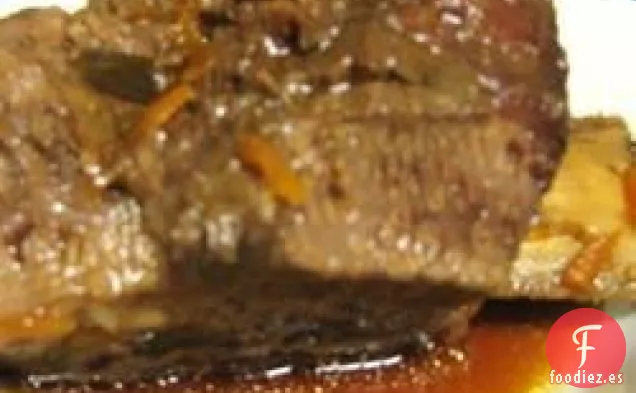 Costillas Cortas Coreanas Guisadas (Kalbi Jim)