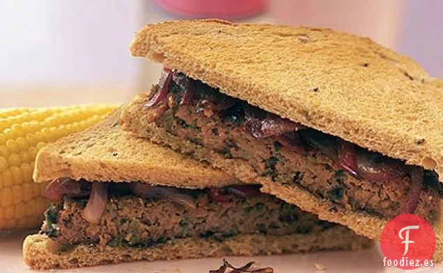 Hamburguesas de Pan de Carne con Cebolla Caramelizada