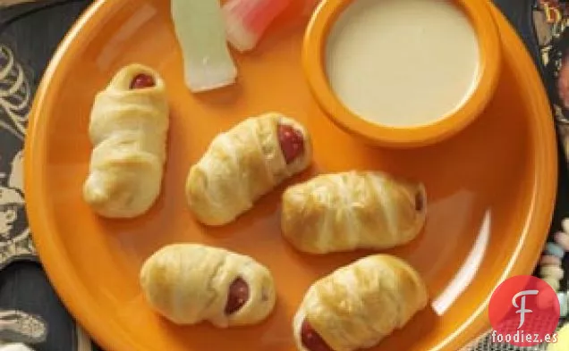 Momias de Perritos Calientes con Salsa de Miel y Mostaza