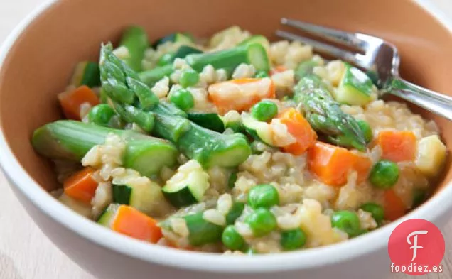 Risotto de Verduras de Primavera de Arroz Integral