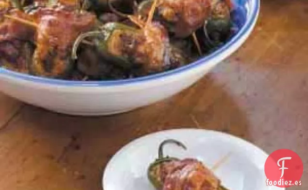 Jalapeños Rellenos Envueltos En Tocino