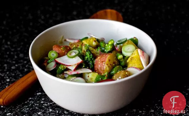 Ensalada De Primavera Con Patatas Nuevas