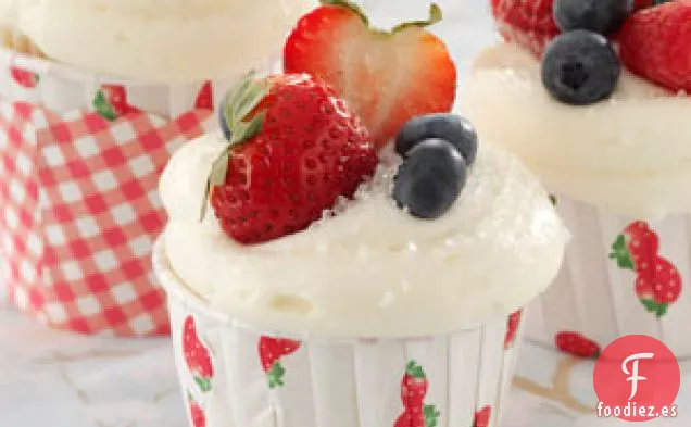 Cupcakes Blancos Con Bayas