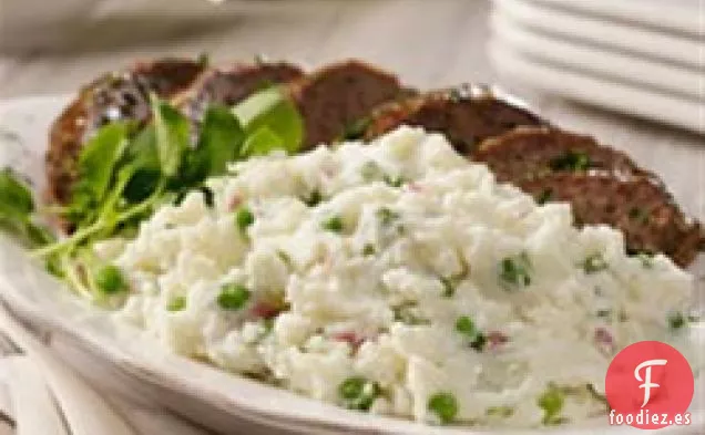 Puré de Papas y Guisantes Rojos Pequeños con Pastel de Carne de Primavera