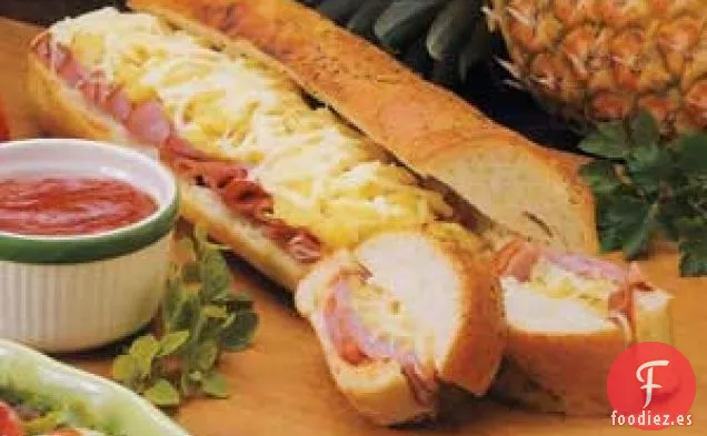 Sub de Jamón y Piña Caliente