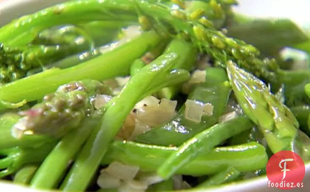 Verduras Verdes de Primavera