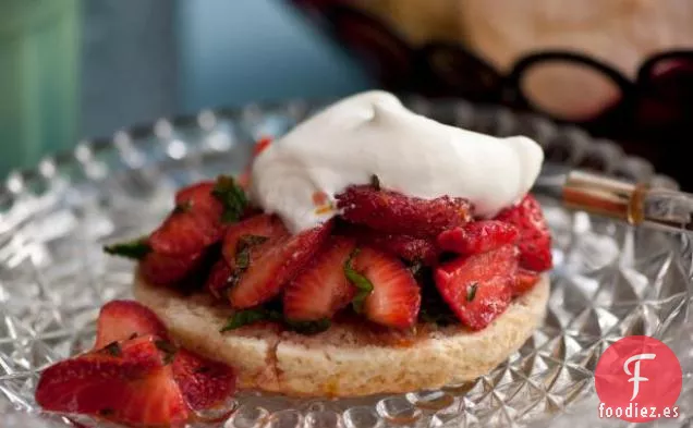 Shortcake de Fresa, Menta y Tomillo