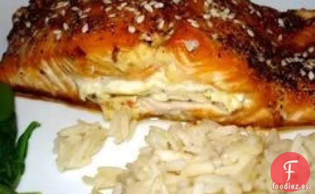 Salmón Relleno de Queso Crema y Marinado de Soja Sara's