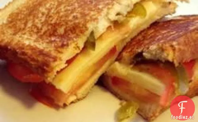 Sándwich de Tomate Verde Frito