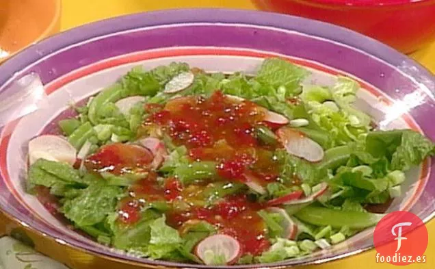 Ensalada Verde con Aderezo de Condimento de Pimiento Rojo