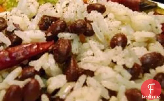 Arroz de Coco con Frijoles Negros