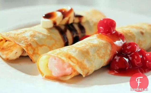 Tortitas Suecas con Queso Crema de Cereza y Rellenos de Chocolate y Plátano