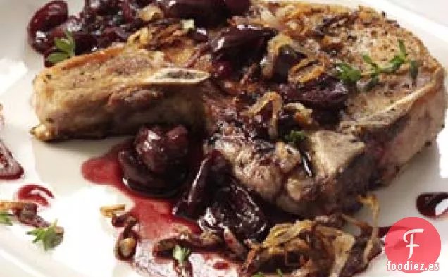 Chuletas de Cerdo con Salsa de Cerezas