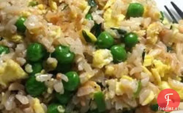 Arroz Frito con Salmón Ahumado de Mamá