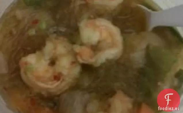Sopa de Fideos de Camarones Orientales
