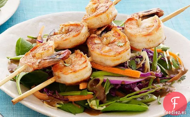 Ensalada Asiática de Sésamo con Camarones Ennegrecidos