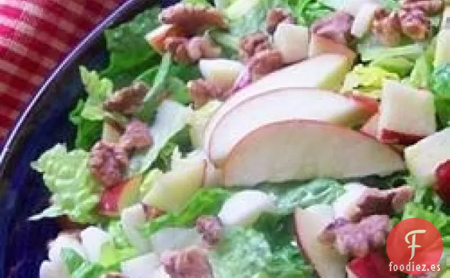 Ensalada de Manzana, Queso Brie y Nueces