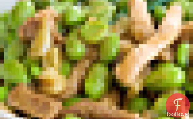 Frijoles De Soya Y Cerdo Salteados Chinos