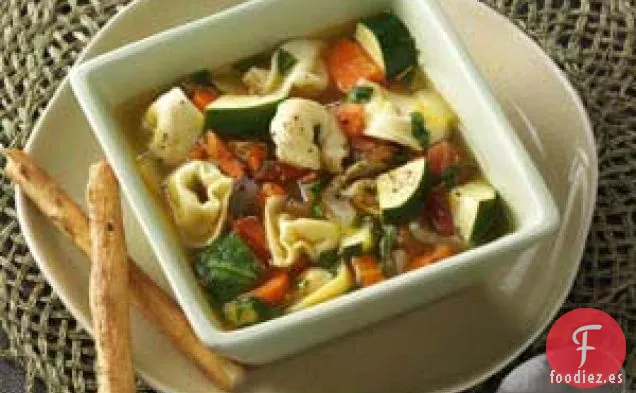 Sopa de Tortellini Vegetariana