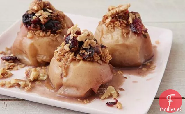 Manzanas Rellenas de Arándanos Y Nueces en Olla de Cocción Lenta