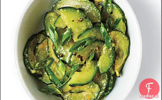 Ensalada de Pepino de Miso Salteado