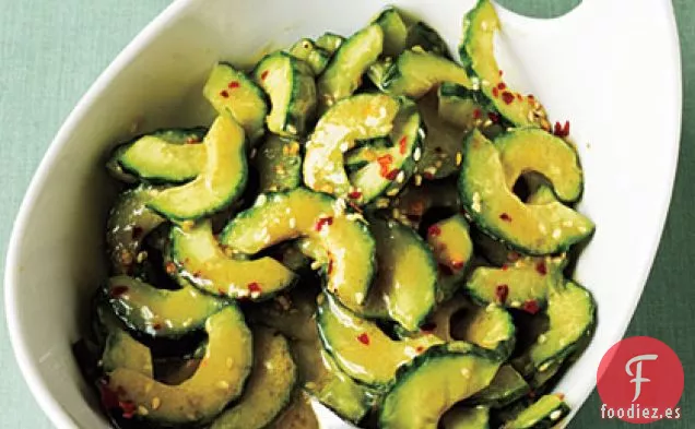 Ensalada de Pepino de Sésamo y Miso