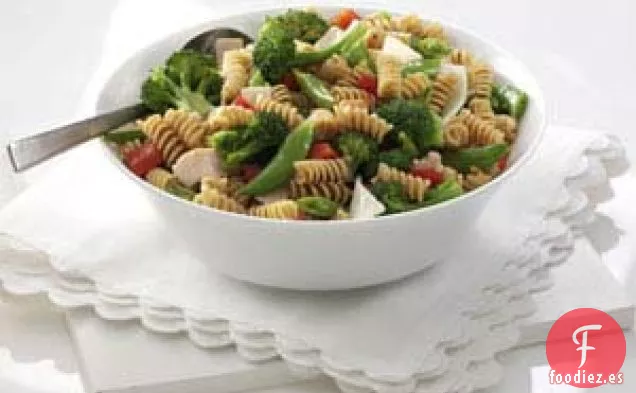 Ensalada Asiática de Pasta con Pollo