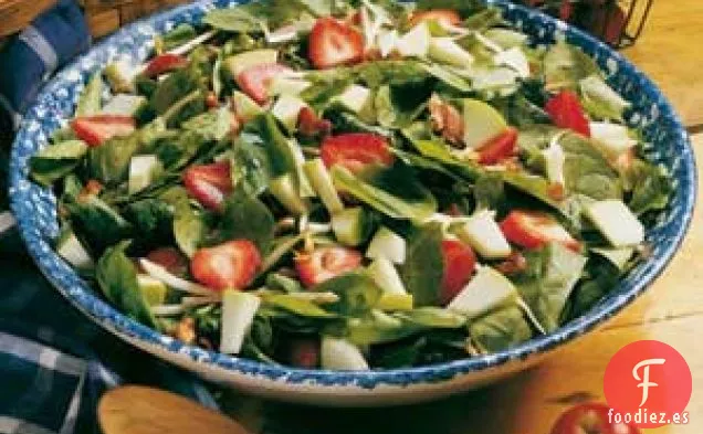 Ensalada de Espinacas con Manzana y Fresa