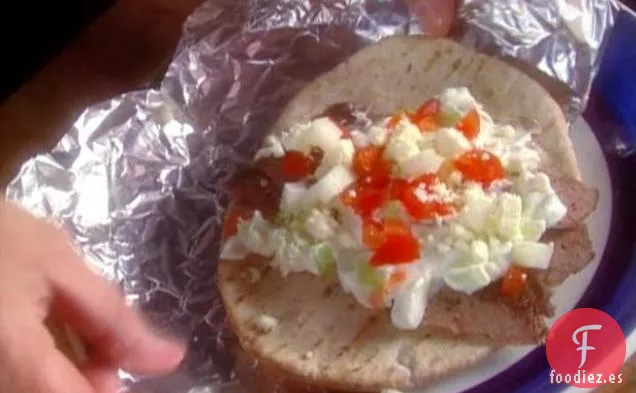 Carne Gyro con Salsa Tzatziki