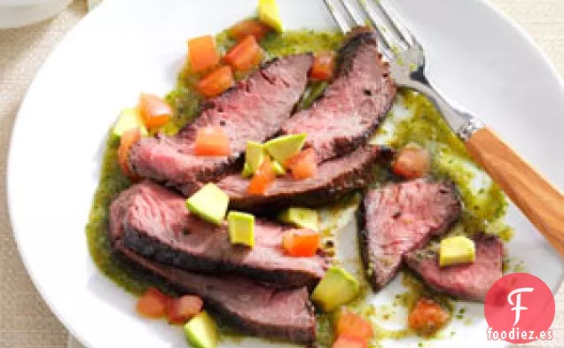 Filete de Costilla con Salsa Verde de Cilantro