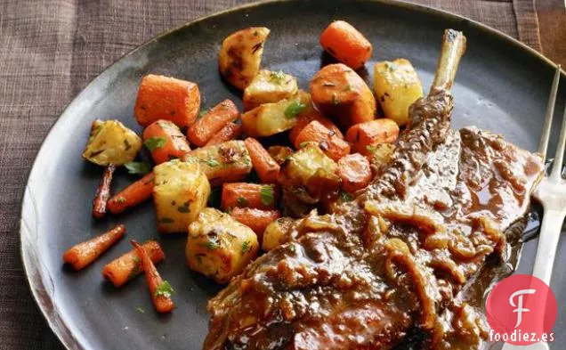 Costillas de Cerdo Al Estilo Rústico Estofadas con Cerveza