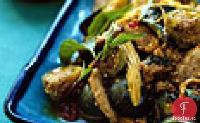 Curry de Selva con Cerdo y Berenjena Tailandesa