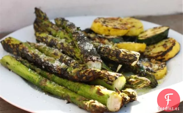 Espárragos de Parmesano a la Parrilla
