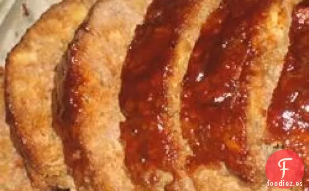 Pastel de Carne con Cebolla Frita y Condimento Ranchero