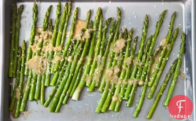 Espárragos de Miso y Jengibre