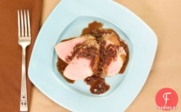 Solomillo de Cerdo a la Sartén con Salsa Balsámica de Romero y Naranja