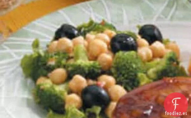 Ensalada de Garbanzo de Brócoli