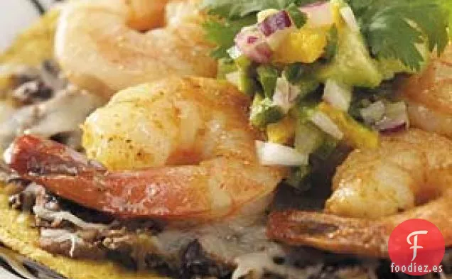 Tostadas de Camarones con Salsa de Aguacate