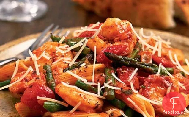 Camarones, Espárragos y Pasta Penne