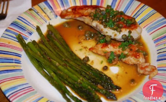 Piccata De Pollo Y Espárragos Asados