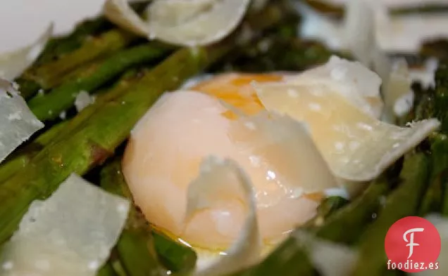 Espárragos Asados Con Huevo Al Sous Vide