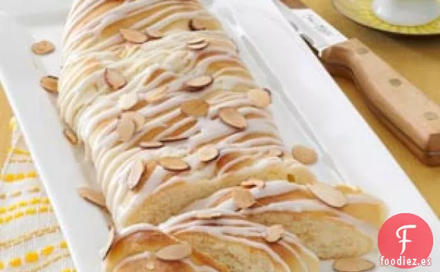 Pastel de Café con Queso Crema