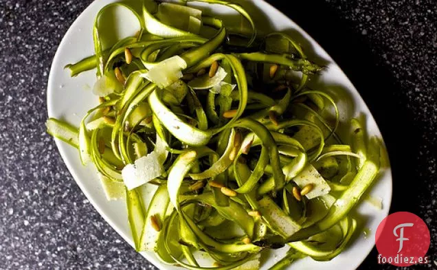 Ensalada De Espárragos Ribeteados Con Limón