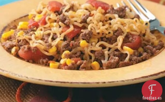 Cena de Fideos Rizados