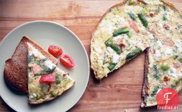 Frittata De Salmón, Espárragos Y Eneldo