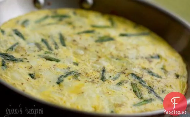 Frittata De Espárragos Y Queso Suizo