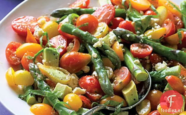 Ensalada de Tomate Cherry y Espárragos